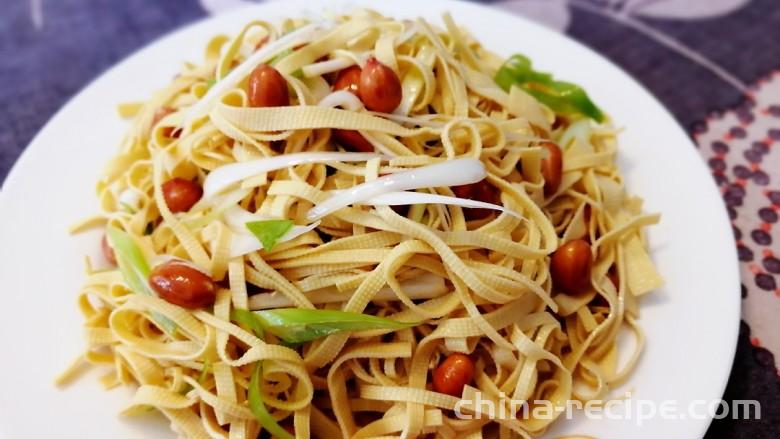 The method of making a thousand sheets of cold salad
