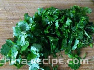 香菜萝卜丝,香菜洗干净切细