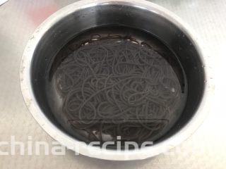 酸辣厥根粉,过一遍凉水