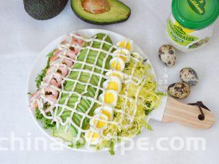 牛油果轻食沙拉,成品图