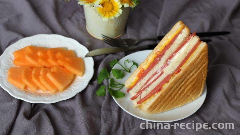 The recipe for tomato egg sandwich