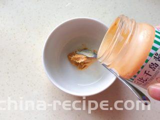碧绿脆爽冰草沙拉,加入两勺千岛酱