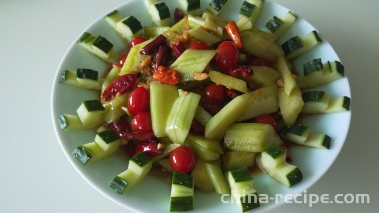 The method of making sour, spicy, sweet and sour cucumber strips