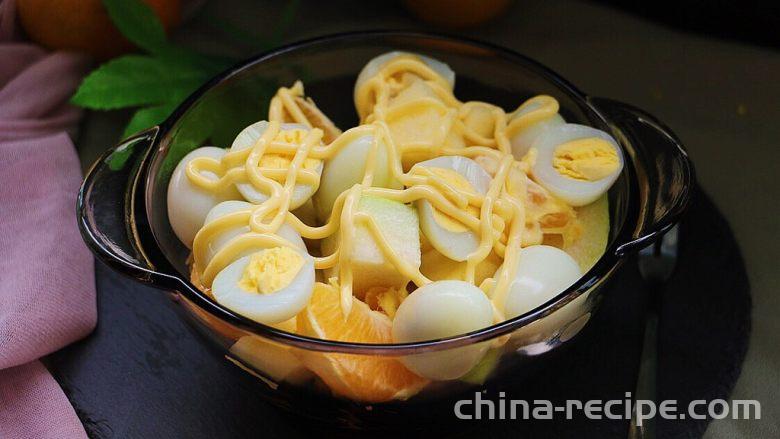 The recipe for quail egg fruit salad