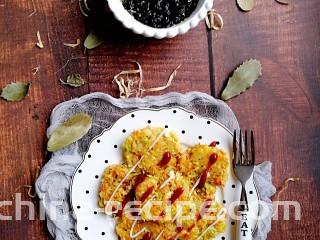 卷心菜三文鱼米饼,卷心菜三文鱼米饭饼
