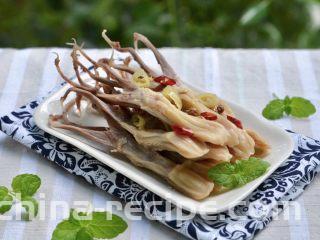 糟卤鸭舌,我是晚上做的，冷藏一晚上，非常入味，第二天吃