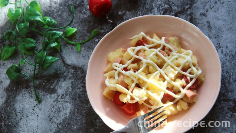 The recipe for mashed potato salad