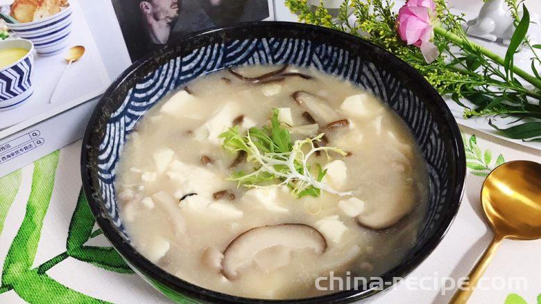 Method for making mushroom tofu soup
