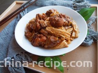 红烧鸡腿焖腐竹,成品