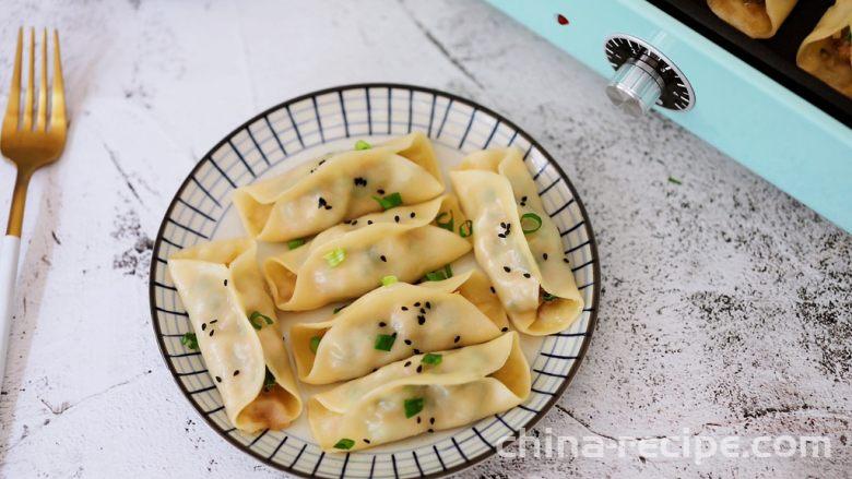 The practice of pork and leek Potsticker