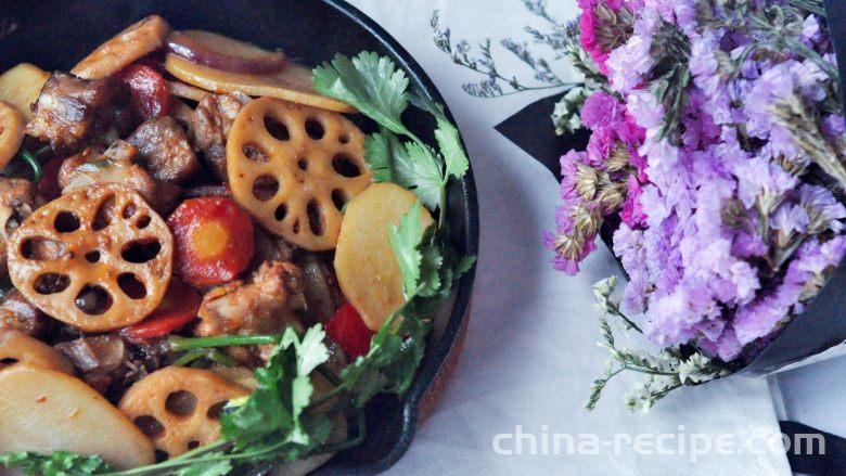 Recipe for Spicy Dried Pork Ribs in a Hot Pot