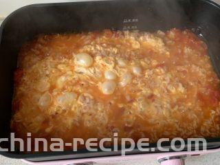 番茄浓汤烩饭,蛋液凝固就可以了