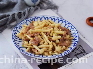 白玉菇炒肉片,成品图