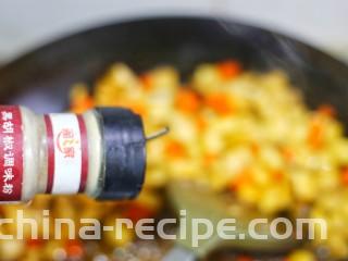 米饭杀手肉末炒杏鲍菇,加黑胡椒粉。