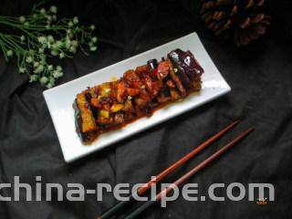 馋嘴蒜香茄条,下饭更是一大特点，拌着米饭吃，唇齿留香。