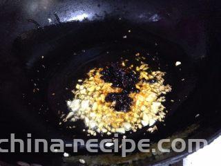 辣炒双菇,加入老干妈豆豉