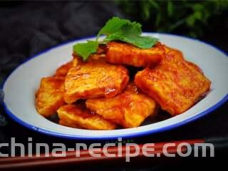 多福豆腐,满满豆香风味独特，而且还有丰富的营养价值