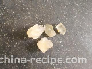 卤香辣鸭爪,冰糖调味的，我只放了4颗