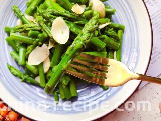 芥末芦笋拌百合,鲜嫩可口