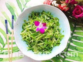 莴笋黄瓜芝麻菜,成品图