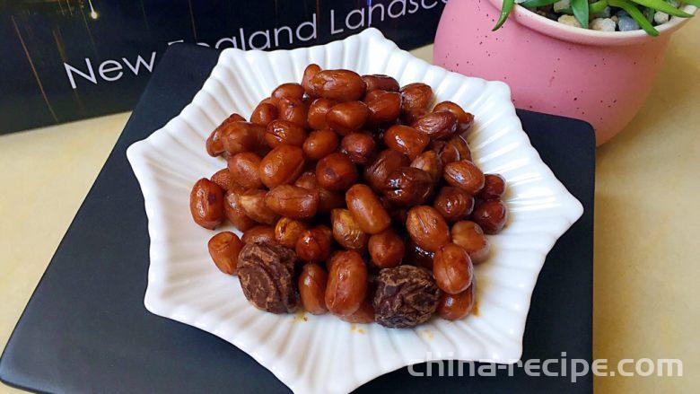 The method of making preserved plums and peanuts The method of making preserved plums and peanuts