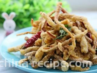 干煸茶树菇,关火装盘～