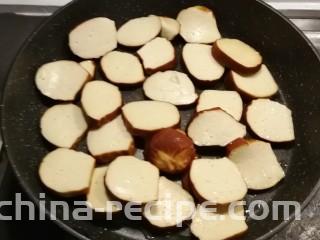 红烧素鸡,放入素鸡片