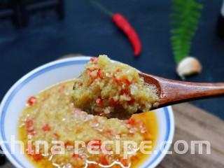 自制蒜蓉辣酱,香香哒～