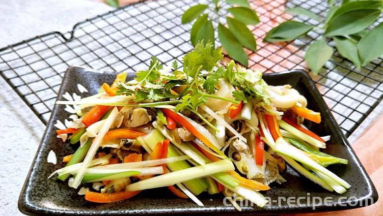 The method of mixing fresh and fragrant snail meat