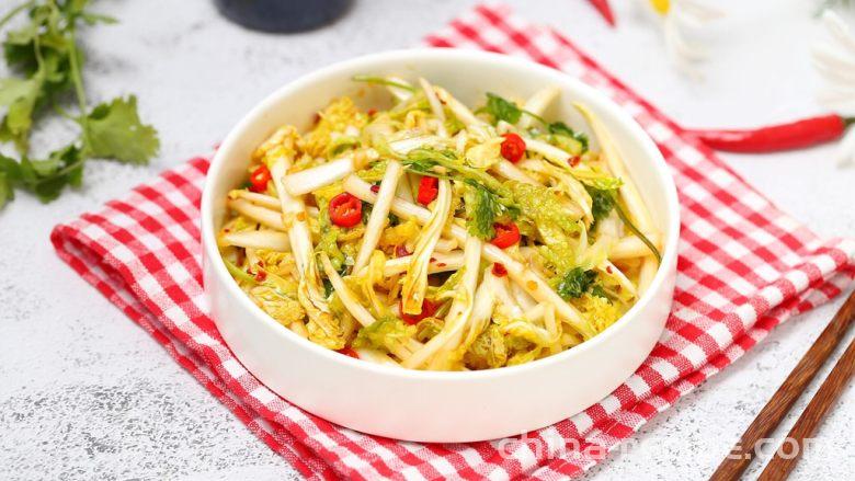 The recipe for sour and spicy baby bok choy