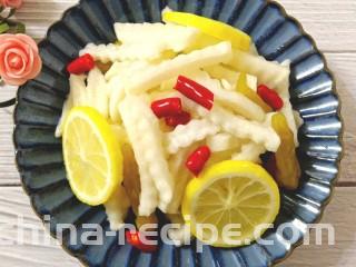 柠檬泡椒萝卜条,成品图