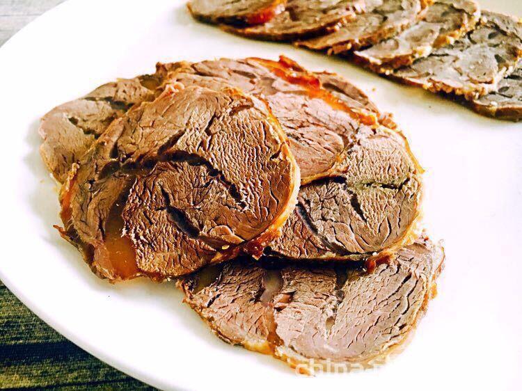 The preparation method of old Tianjin Wei specialty sauce beef The preparation method of old Tianjin Wei specialty sauce beef