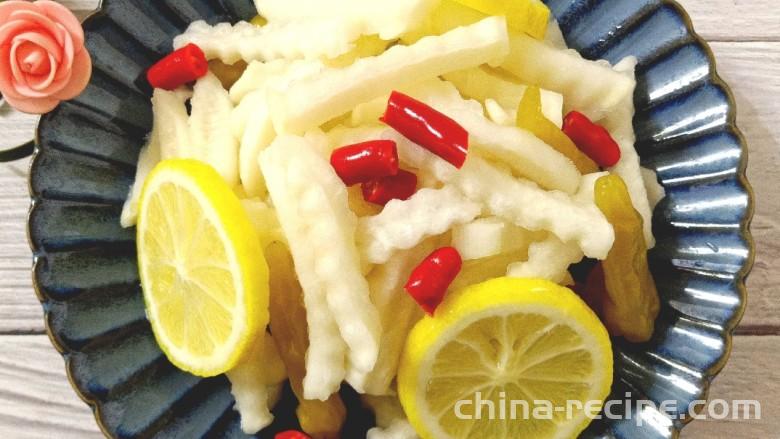 Method of making lemon soaked chili and radish strips