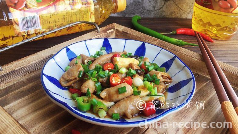 The method of steaming large intestine with garlic and soybean aroma