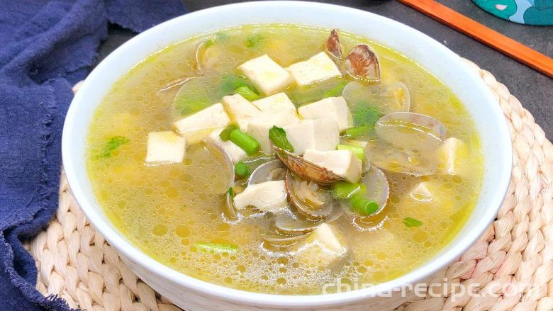 The method of making clam and tofu soup