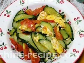 番茄黄瓜炒蛋,出锅了